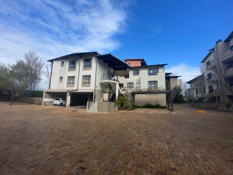 2 Bedroom Property for Sale in Somerset West Mall Triangle Western Cape